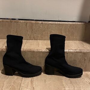 Vagabond Black Heeled Boots